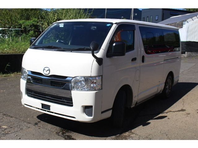 BONGO BRAWNY VAN 4WD