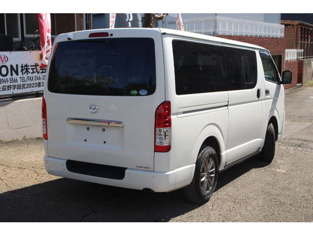 BONGO BRAWNY VAN 4WD