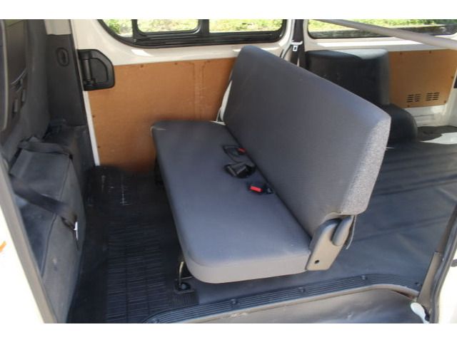 BONGO BRAWNY VAN 4WD