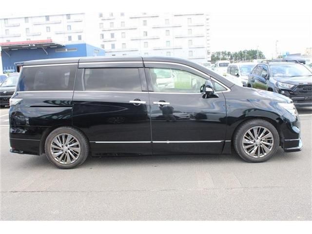 ELGRAND  4WD