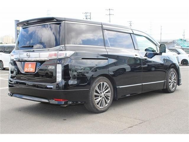 ELGRAND  4WD