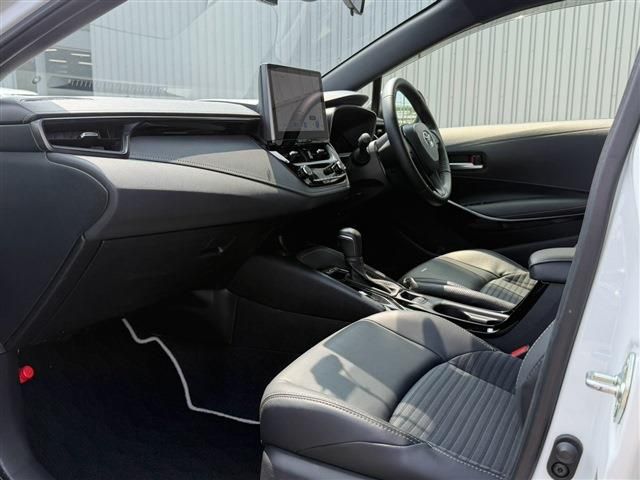 COROLLA TOURING HYBRID