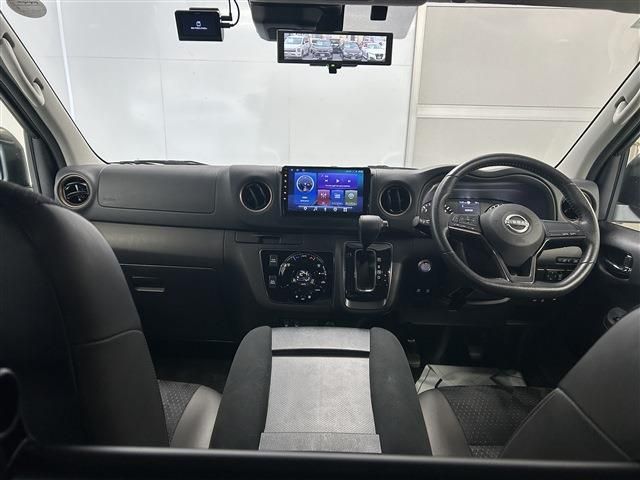 CARAVAN van 4WD