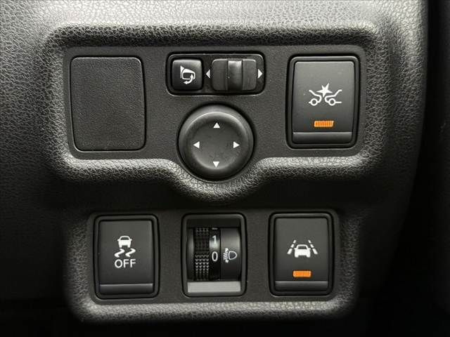 NOTE 4WD