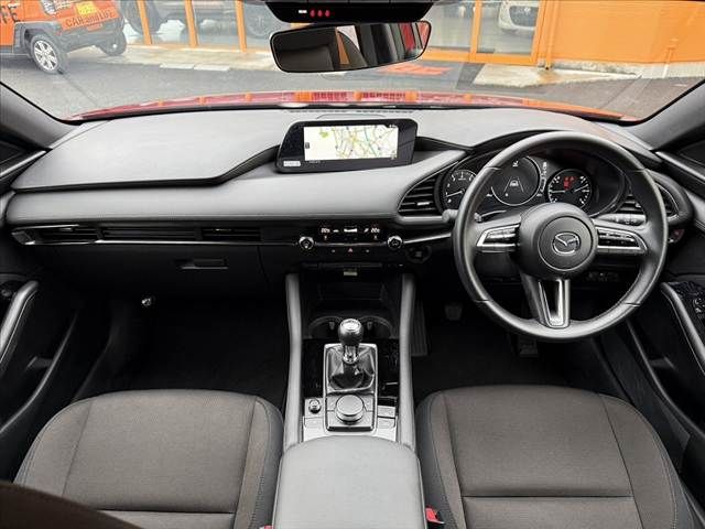 MAZDA3 FASTBACK