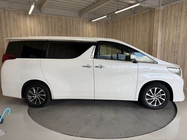 ALPHARD hybrid 4WD