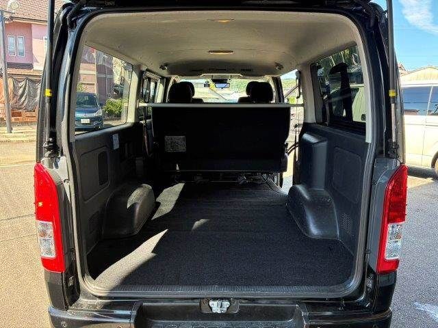 HIACE van 4WD