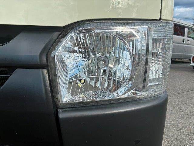 HIACE van 2WD
