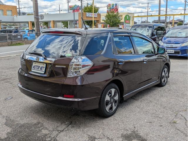 FIT SHUTTLE HYBRID