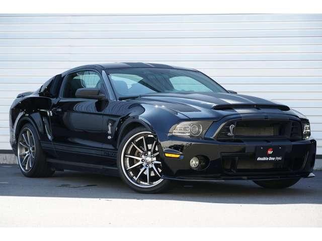 FORD MUSTANG