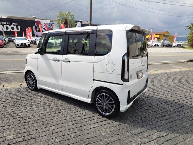 N BOX CUSTOM