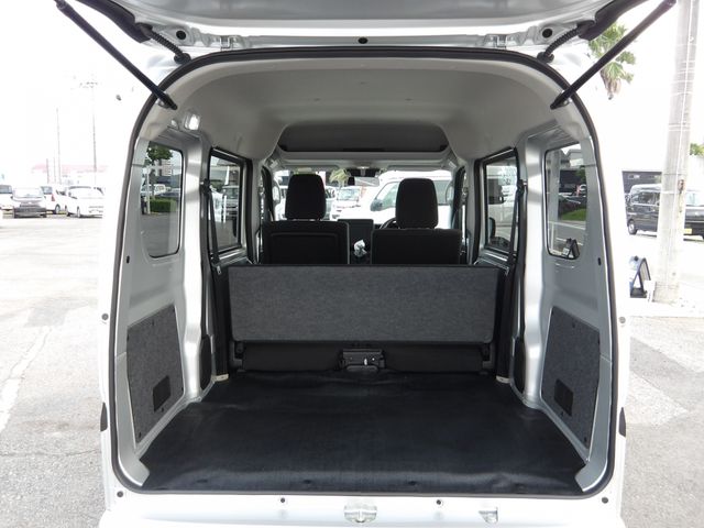 CLIPPER van