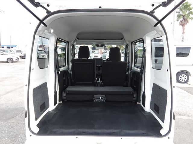 CLIPPER van