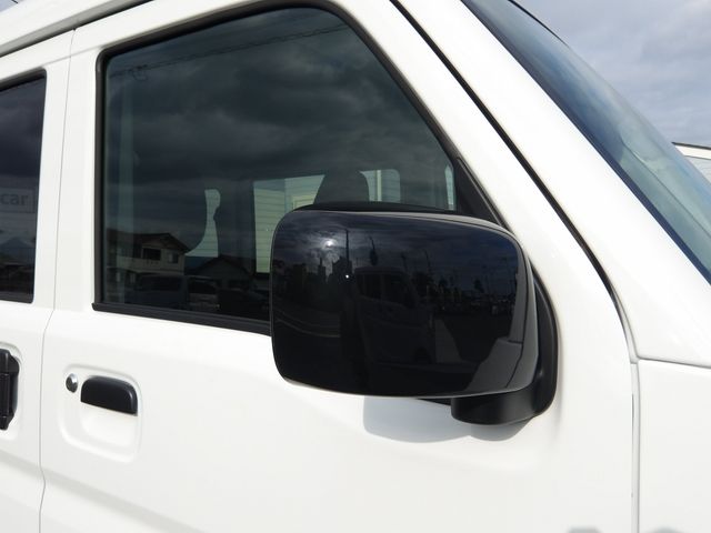 CLIPPER van