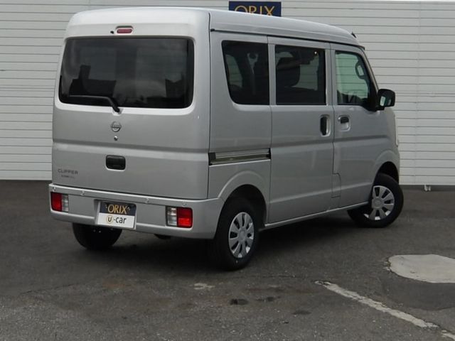 CLIPPER van