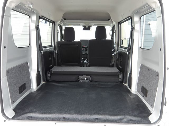 CLIPPER van
