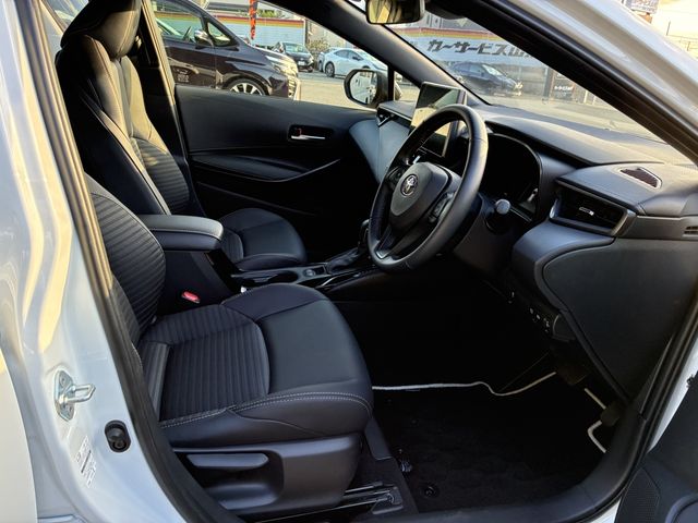 COROLLA TOURING HYBRID 4WD