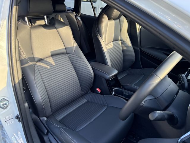 COROLLA TOURING HYBRID 4WD