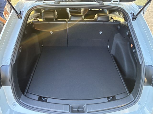 COROLLA TOURING HYBRID 4WD