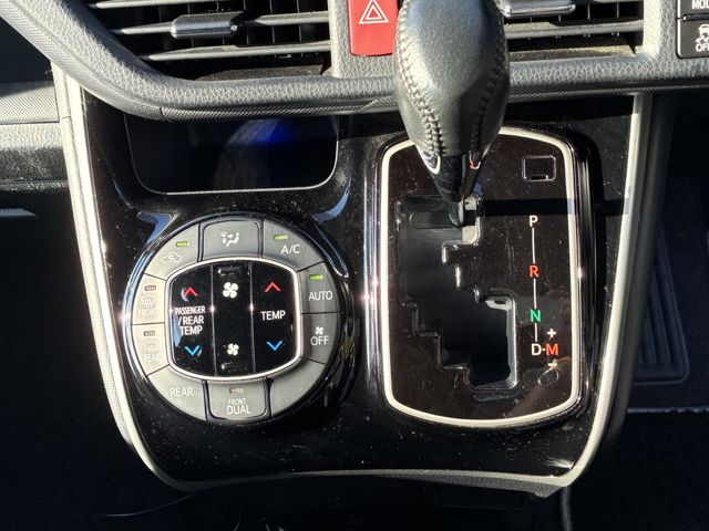 VOXY 4WD