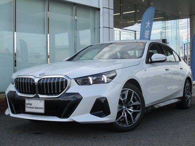 BMW 5 Series sedan