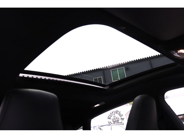 MERCEDES BENZ CLA Shooting Brake