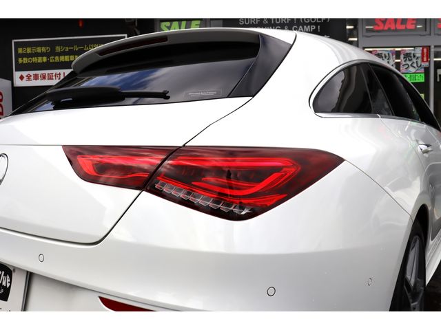 MERCEDES BENZ CLA Shooting Brake