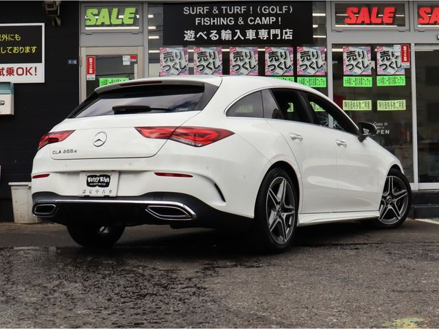 MERCEDES BENZ CLA Shooting Brake