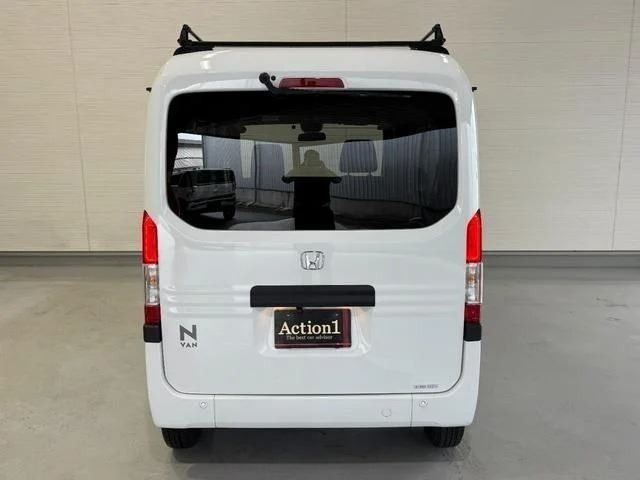 N-VAN