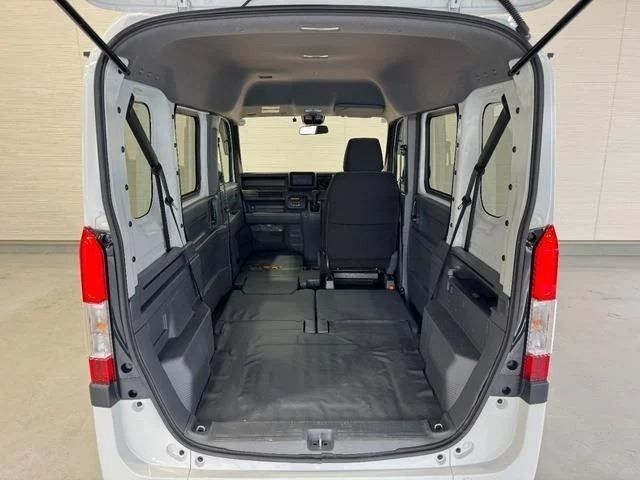 N-VAN