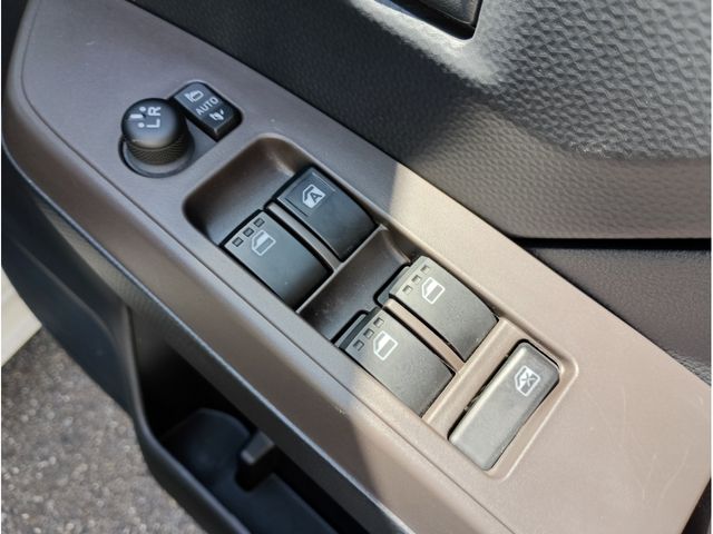 ROOMY 4WD