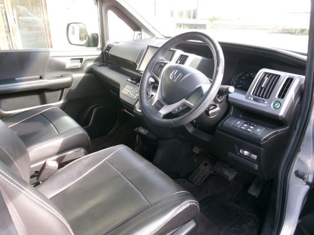 STEPWAGON SPADA
