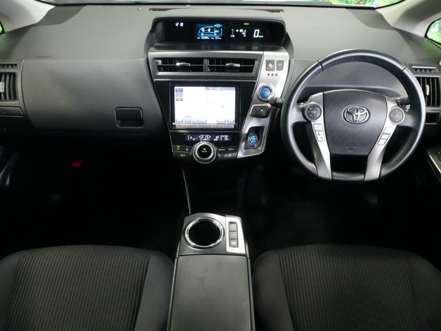 PRIUS Alpha