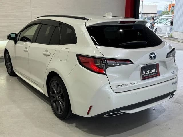 COROLLA TOURING HYBRID