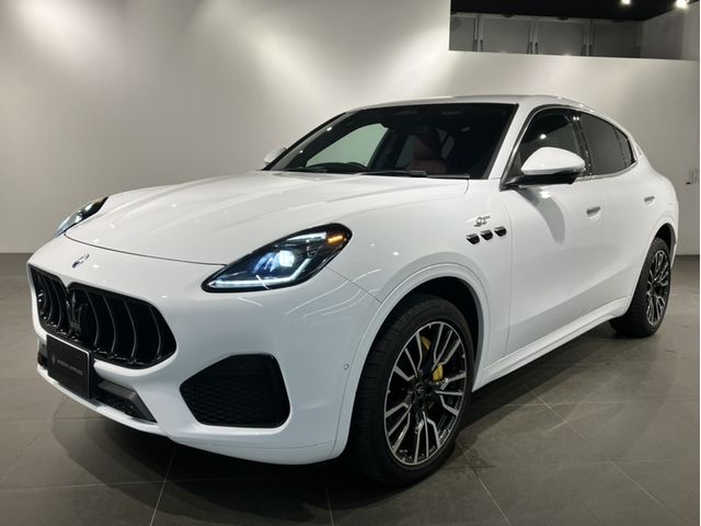 MASERATI Grecale