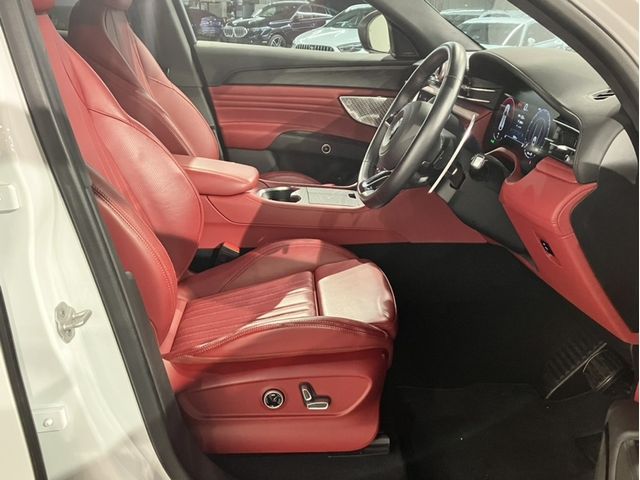 MASERATI Grecale