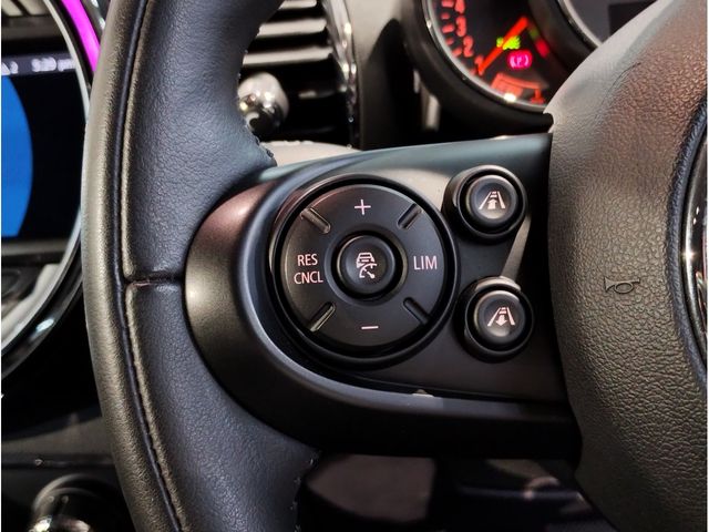 MINI COOPER S CLUBMAN