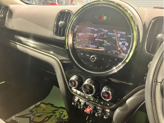 MINI COOPER D CROSSOVER