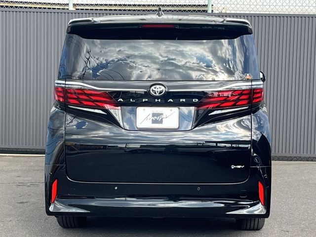 ALPHARD hybrid