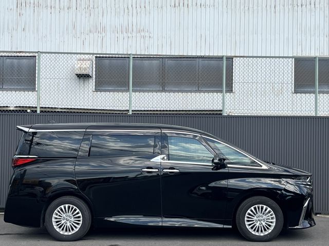 ALPHARD hybrid