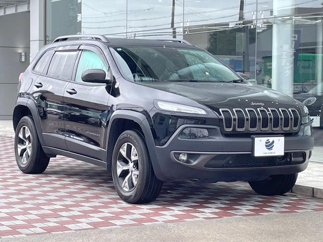 JEEP CHEROKEE