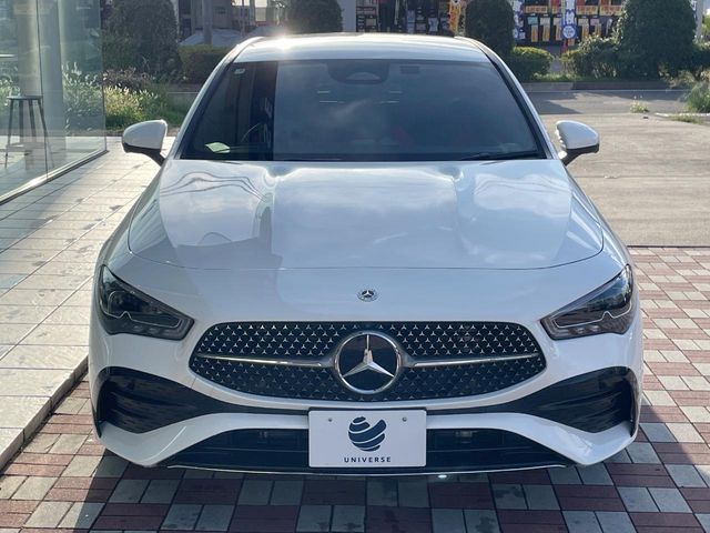 MERCEDES BENZ CLA Shooting Brake