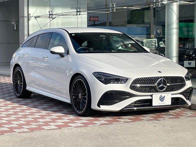MERCEDES BENZ CLA Shooting Brake