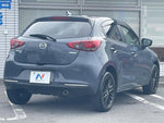 MAZDA2