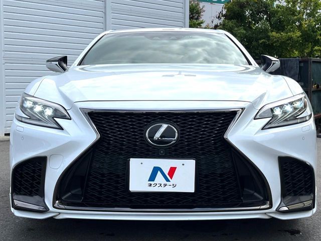 LEXUS LS500 4WD