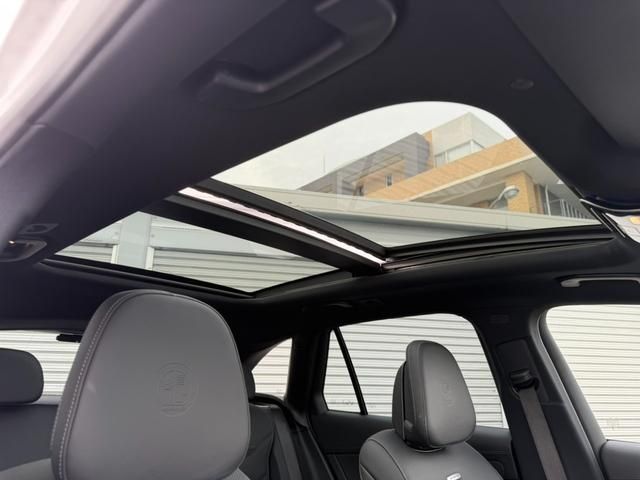 MERCEDES AMG GLCclass