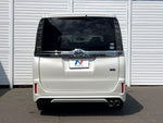 VOXY HYBRID