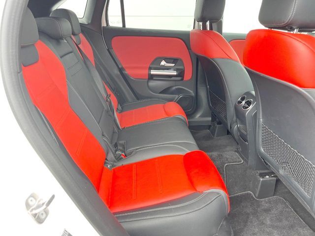 MERCEDES BENZ GLA class