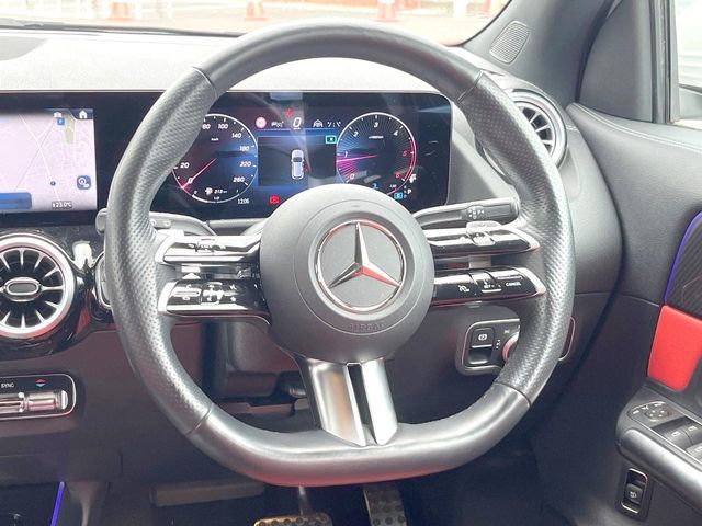 MERCEDES BENZ GLA class