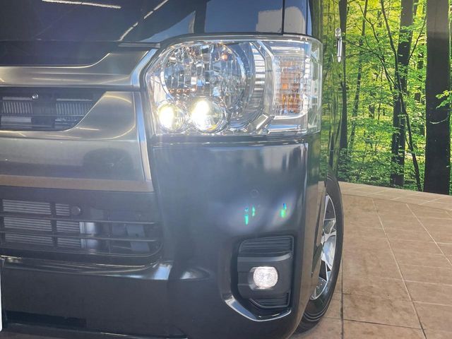 HIACE van 2WD